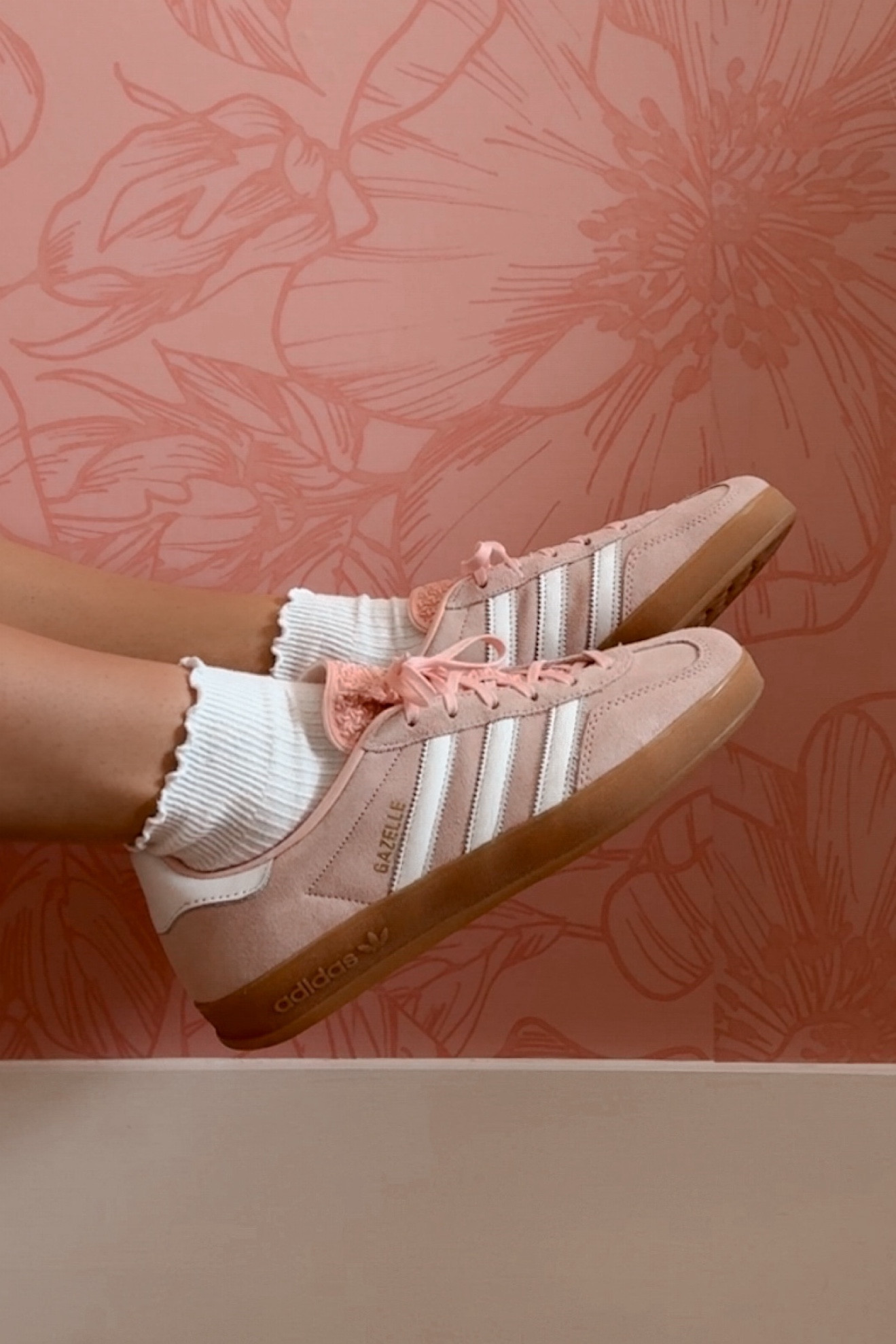 Biggest shoe crush of the summer 
🎀✨🍒😍💕🦩💖🫶🏼🌸

Always size down 1/2 size in these. I’m a true size 9, but wearing an 8.5 in all of my adidas sambas + gazelles

P.S. carbon pro is my #1 secret to keeping my shoes looking brand new! It’s always the FIRST thing I do before wearing a new pair of shoes! Linked below! 

Adidas gazelles, girly girl sneakers, light pink sneakers, ruffle socks, pink shoes, back to school shoes, chic sneakers


#LTKBacktoSchool #LTKShoeCrush