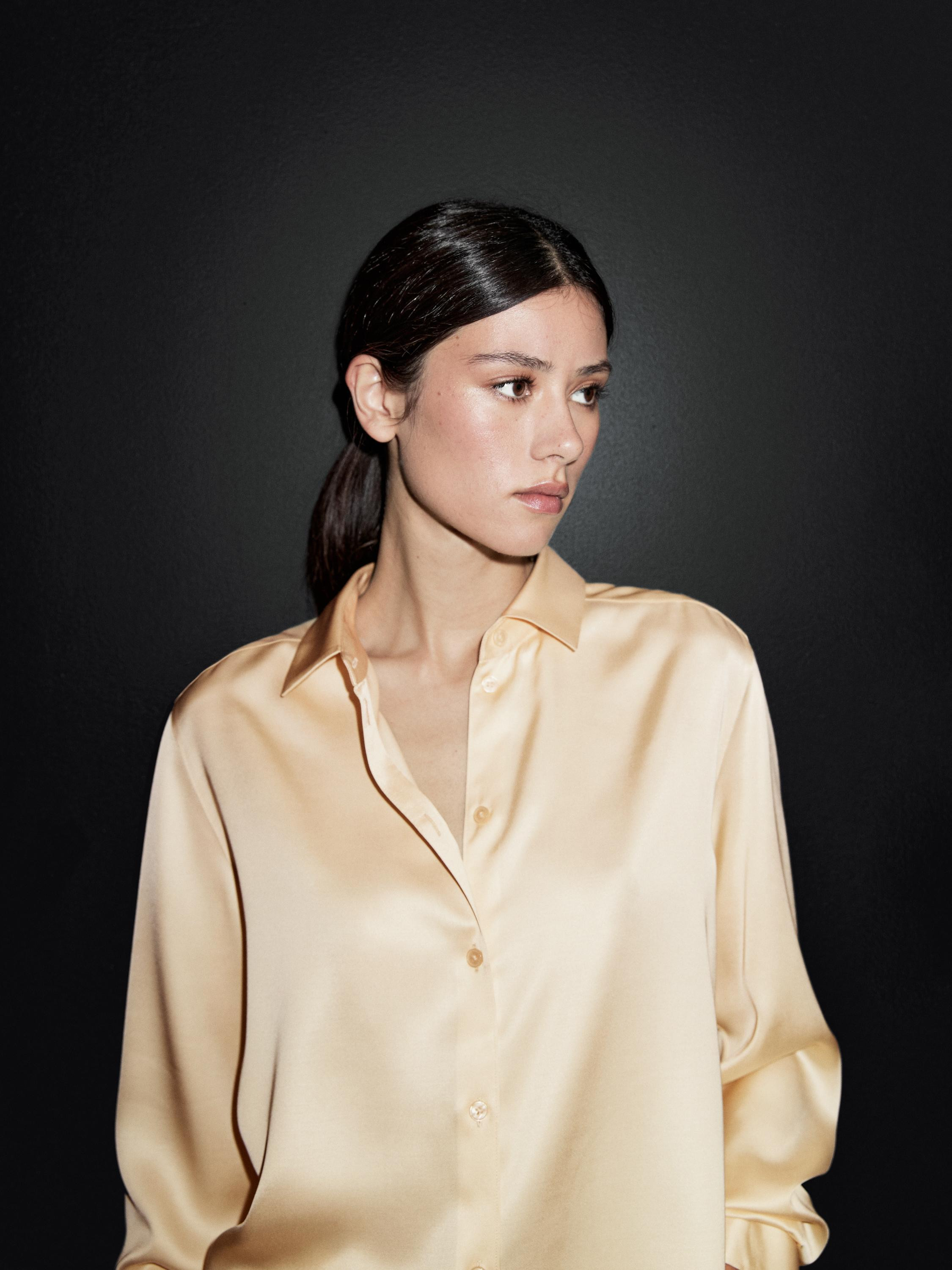 Flowing satin shirt | Massimo Dutti US