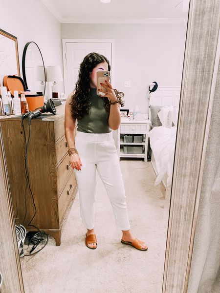 Office OOTD. My pants are old from loft so I’m linking the new style in a wide leg.

#LTKworkwear #LTKshoecrush
