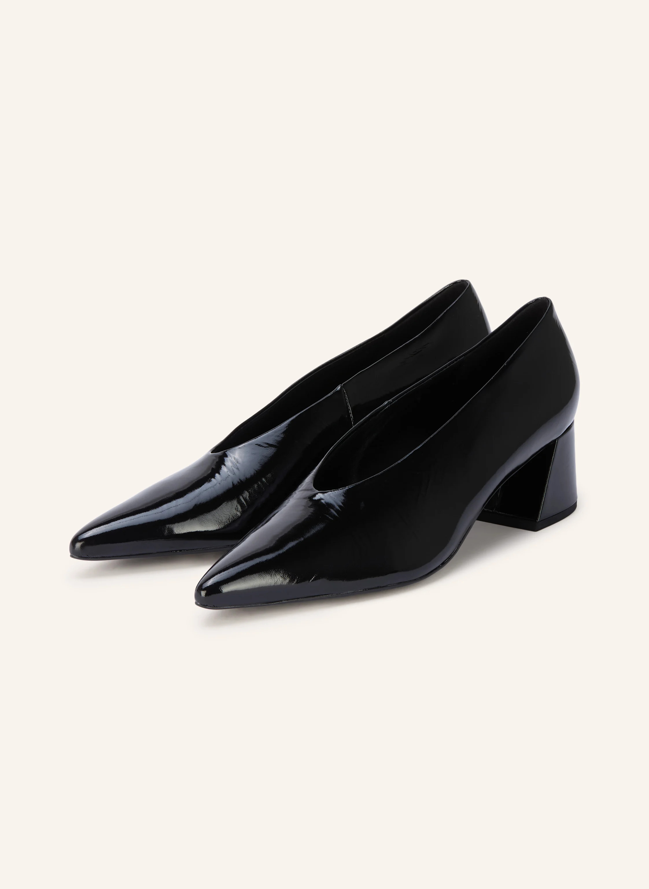 H\u00f6gl Lack-Pumps in schwarz | Breuninger (DACH)