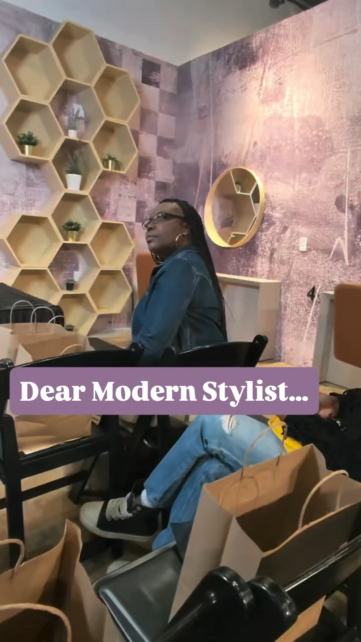 @joinbraidhouse and @dopeaxxpana curated a live podcast experience that was intentional, interactive, and impactful. We didn’t just sit and listen we engaged. We asked real questions. We received real answers. That exchange matters. @dearmodernstylist 

There’s something powerful about spaces where information isn’t gatekept and creativity is honored.

Major appreciation to @patternbeauty for sponsoring and gifting products from their line. When brands invest in community-centered experiences, it makes a difference.

This is what building in real time looks like.

Community.
Culture.
Conversation.
Growth.

🔥