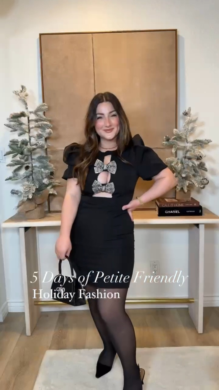 Petite friendly holiday outfits! Holiday Mini dresses with the prettiest bows from Amazon!

Size medium! Such great quality!!


#LTKWatchNow #LTKHoliday #LTKParties