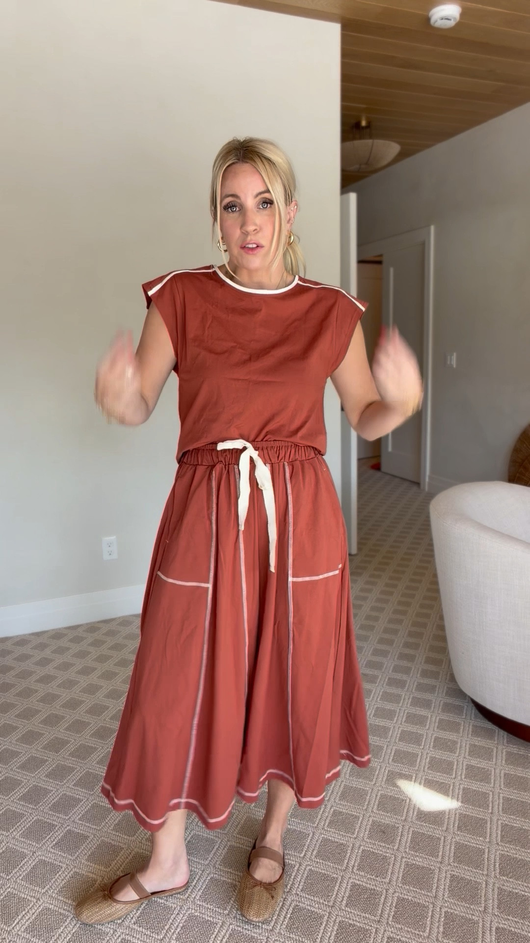 I have tried this set in all of the variations and this one is so good! I love the cap sleeve! Size M

#LTKmomlife #LTKootd #LTKgrwm