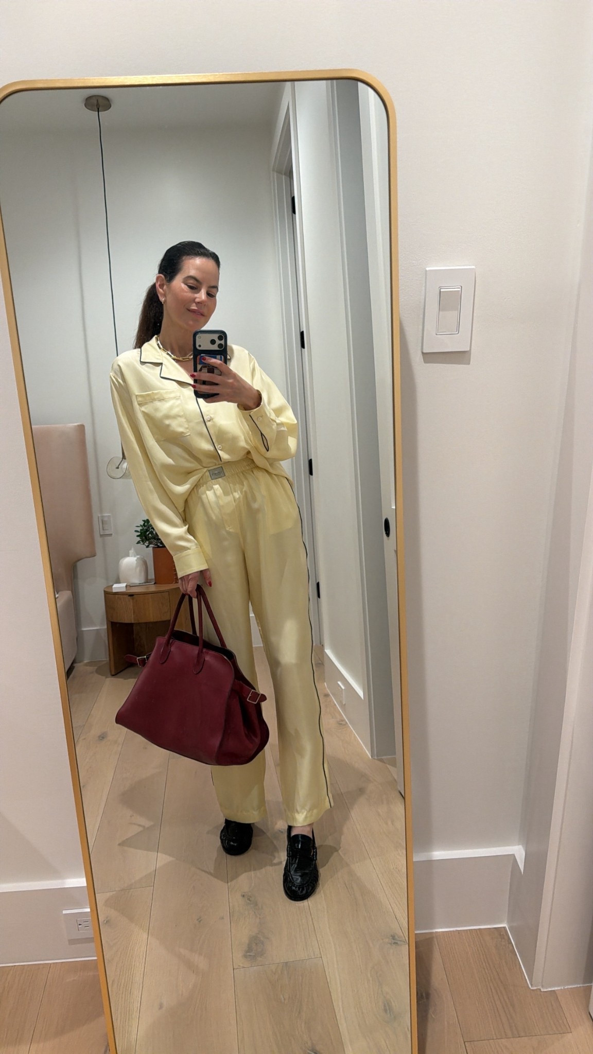 What I wore for jury duty! Linked looks for less and the brown version of my bag!

Women’s fashion, spring fashion, spring style, spring outfits, spring outfit inspo, spring ootd, women’s spring outfit, winter to spring style, winter to spring transitional outfit, chic style, mom fashion, mom style, silk set, matching set 





#LTKspring #LTKOver40 #LTKootd