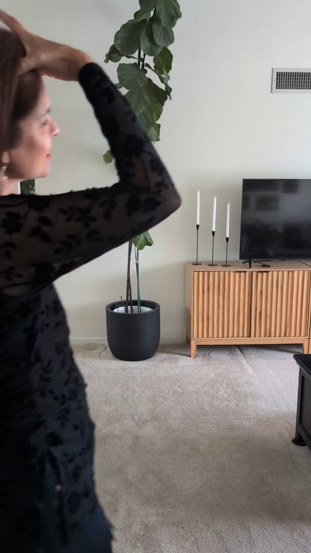 Long sleeve floral top ready for a night out!

#LTKSaleAlert #LTKOver40 #LTKFindsUnder50