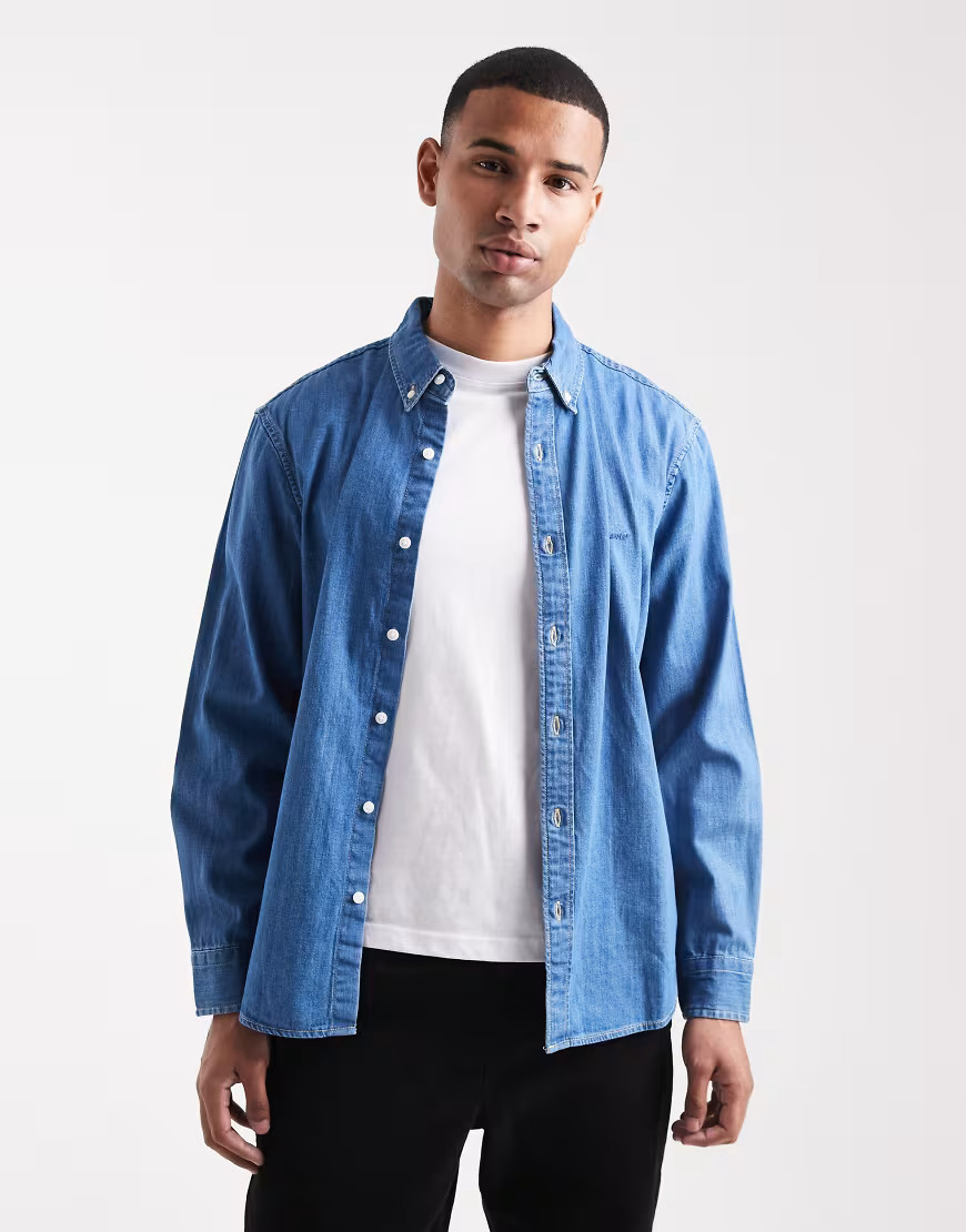 Levi's authentic tonal logo button down denim shirt relaxed fit in mid wash-Blue | ASOS (Global)