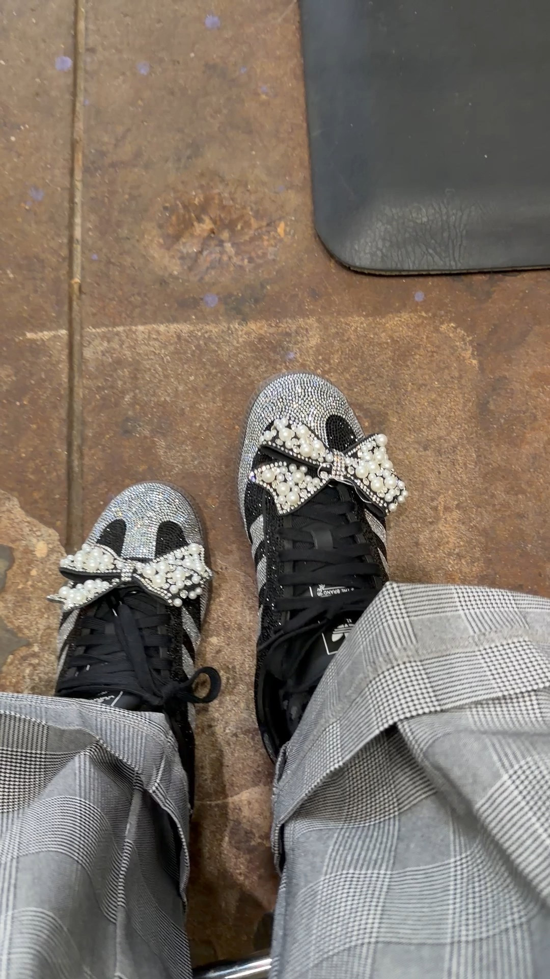 It’s all about details and these bow charms are just to cute !!!