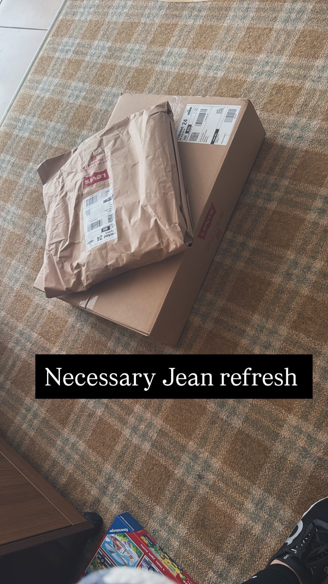Necessary Jean refresh
That do not fit 😂😂  #levis

#LTKautumn #LTKjeans #LTKwinter