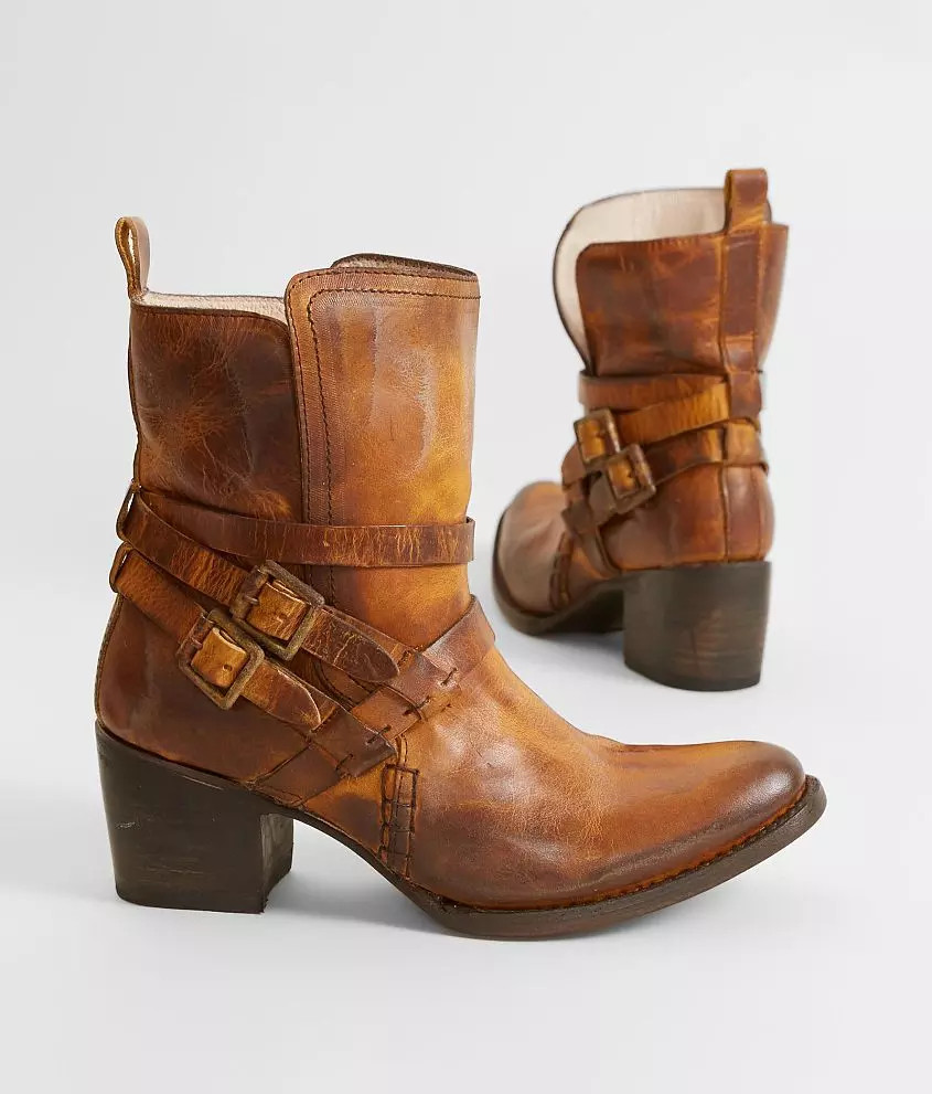 Saint Leather Boot | Buckle