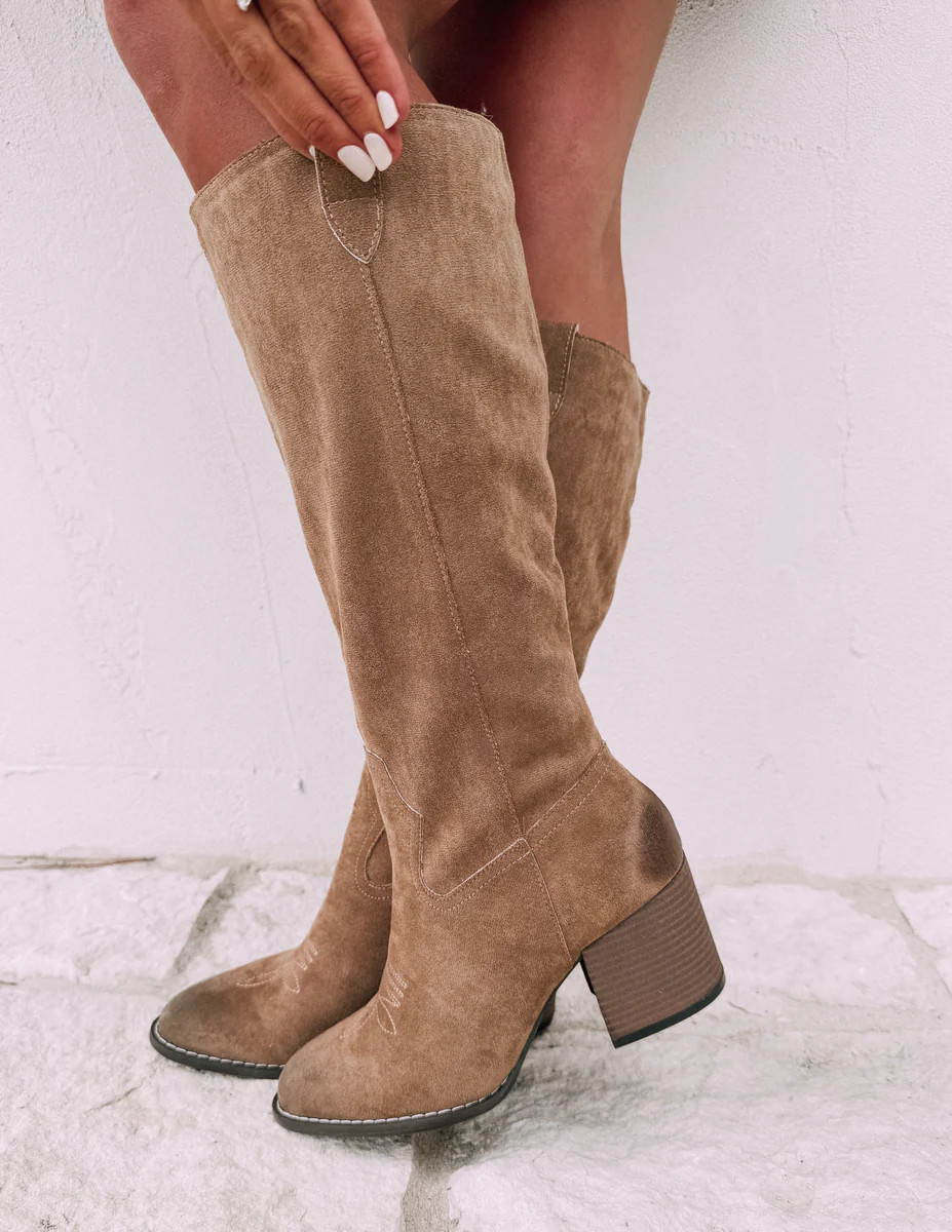Roxanne Knee High Western Bucket Boot - Latte | CK Squared Boutique