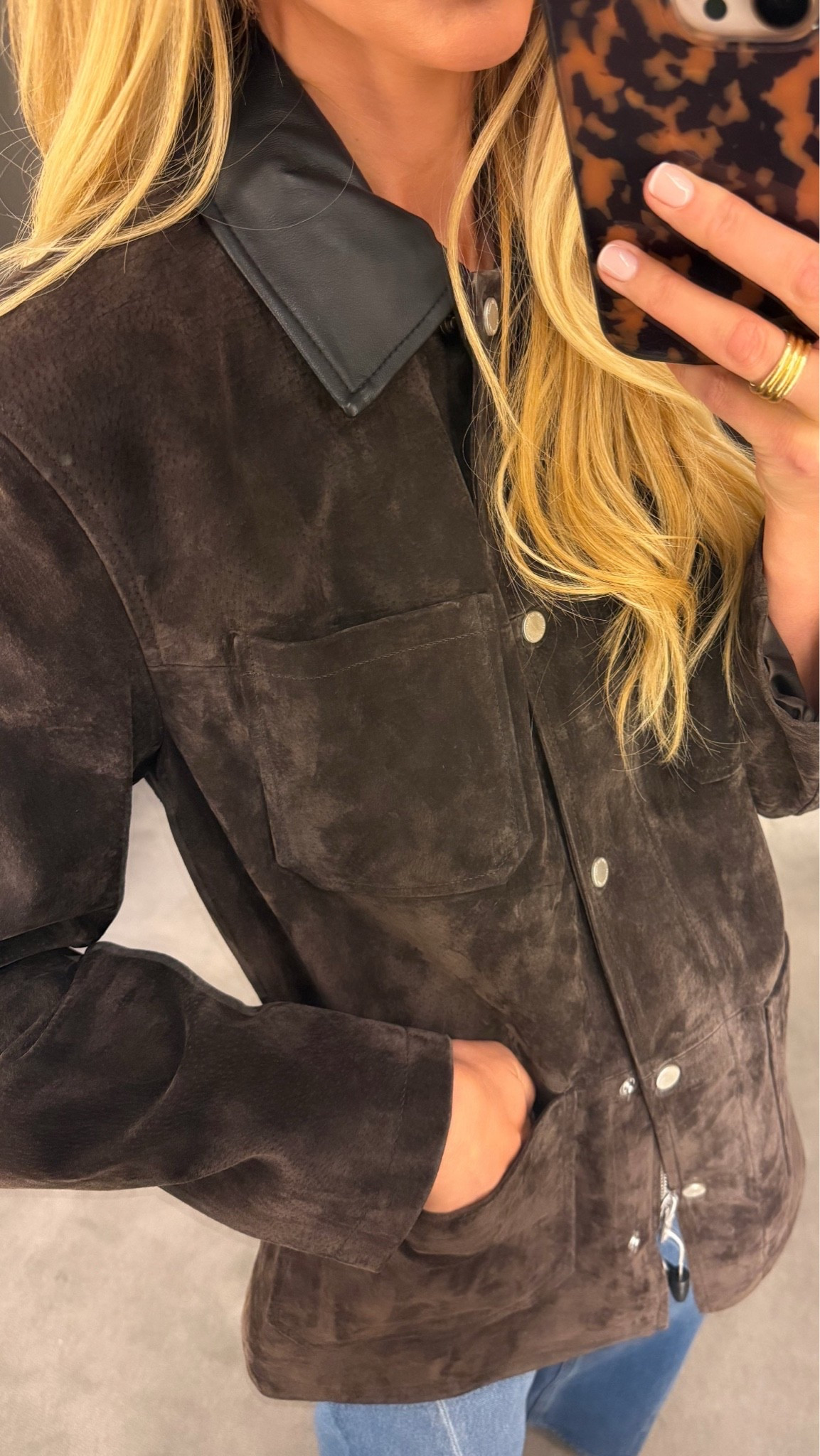 The Nordstrom anniversary sale is live to the public and thus suede jacket are you kidding 😍! Grab this during the Nordstrom anniversary sale!