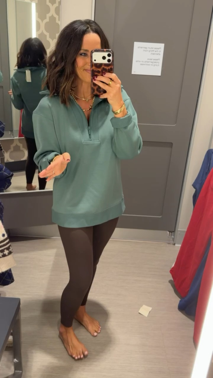 10/10 for this one! buttersoft & the color is perfection! giving all the lulu vibes for sure!

@Target 

#targetfinds
