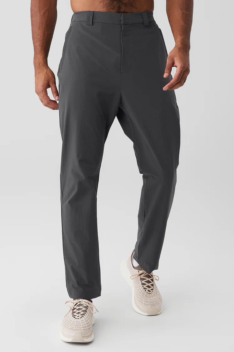 Co-Op Cropped Tech Trouser | Alo Yoga (US)
