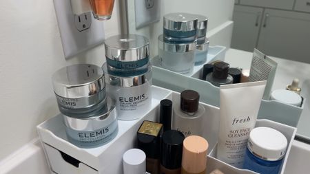 My Amazon organizer holds all of my go to skincare and makeup on my countertop. It has plenty of room for storage including drawers where I keep my mascaras and beauty blender. 

Elemis skincare, fresh skincare, everyday makeup must haves, skincare favorites, skincare essentials 

#LTKbeauty #LTKhome #LTKSale