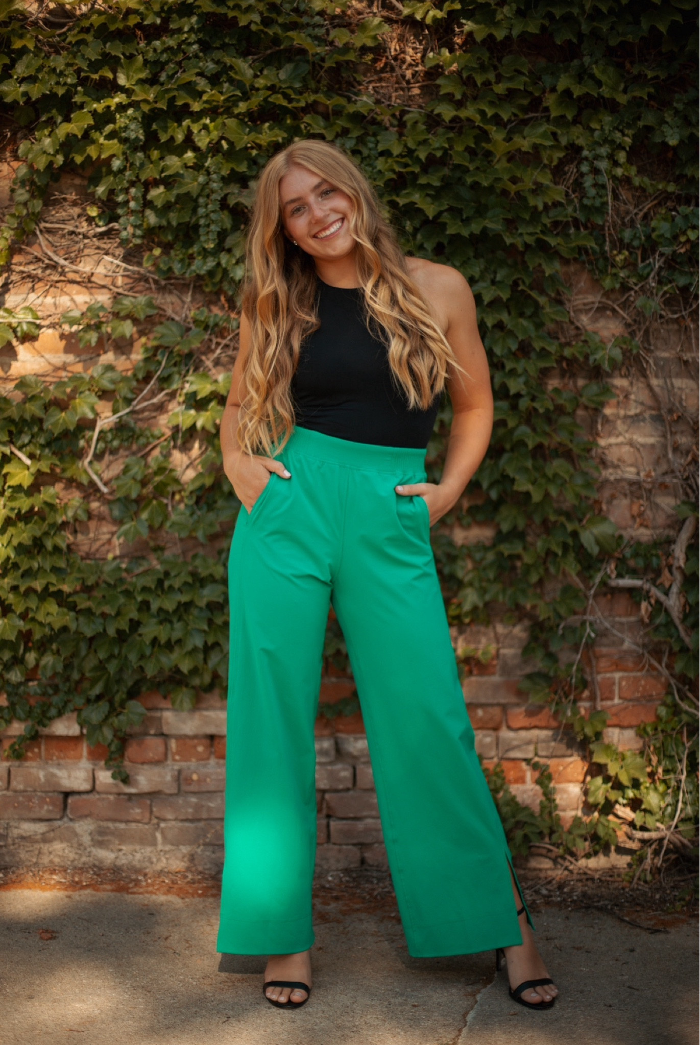 Senior picture outfit inspo

#LTKBacktoSchool #LTKFindsUnder100 #LTKU