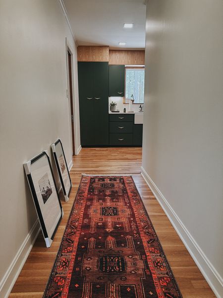 Working on the hallway to our kitchen + these pieces are stunning. 

Etsy finds, Turkish runner rug, midcentury kitchen, target frames, home interior 



#LTKSeasonal #LTKstyletip #LTKhome