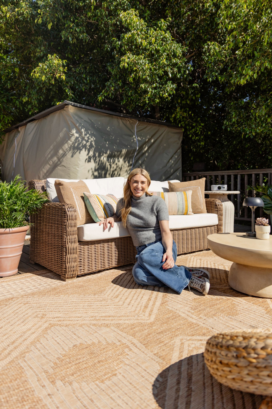 Roast My Rental
Season 1 Episode 9

#HGTV #RoastMyRental 

 #LTKHome #LTKSaleAlert #LTKTravel
