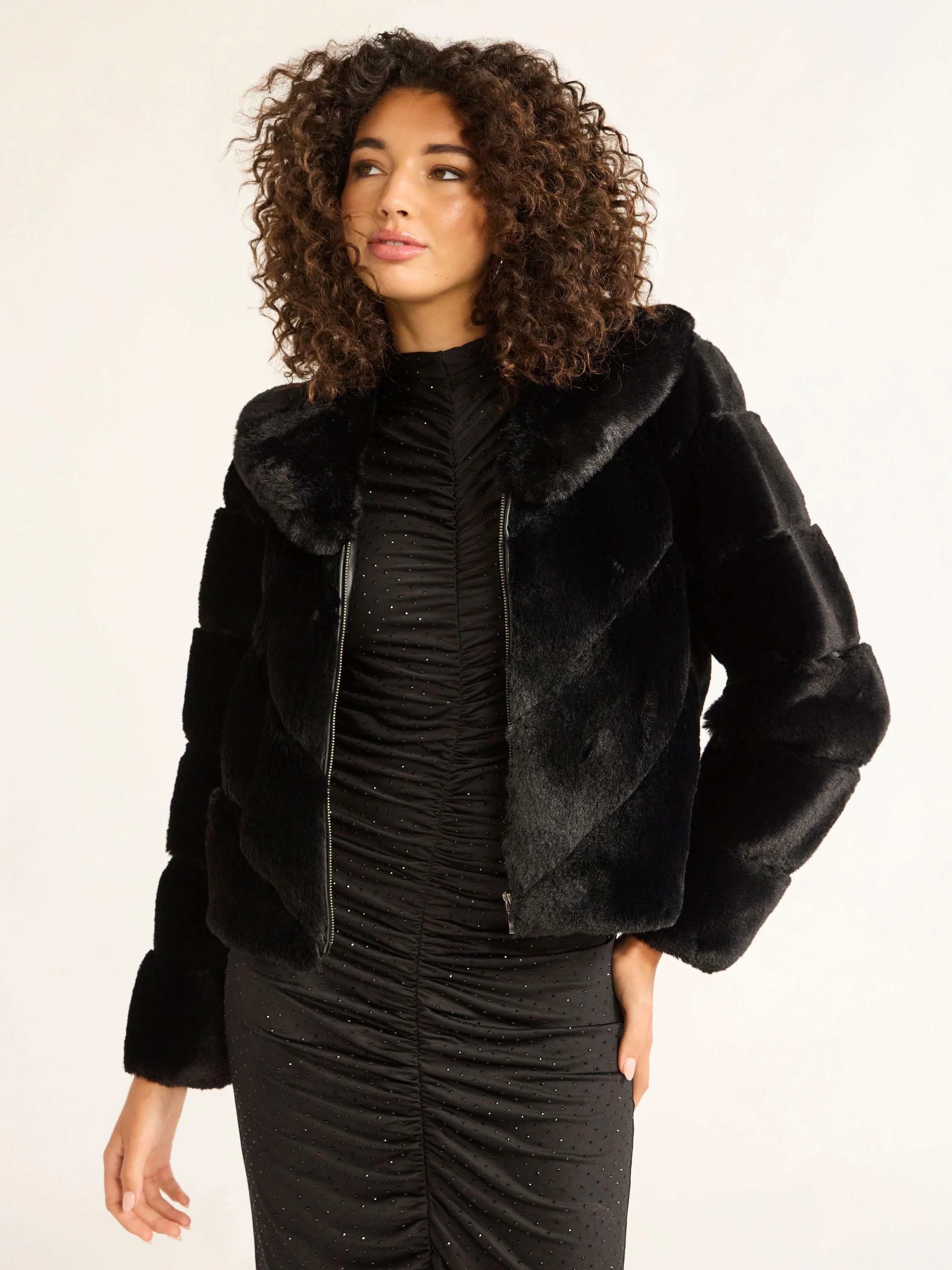 Sofia Jeans Women's and Women's Plus Faux Fur Chubby Jacket, Sizes XS-5X - Walmart.com | Walmart (US)