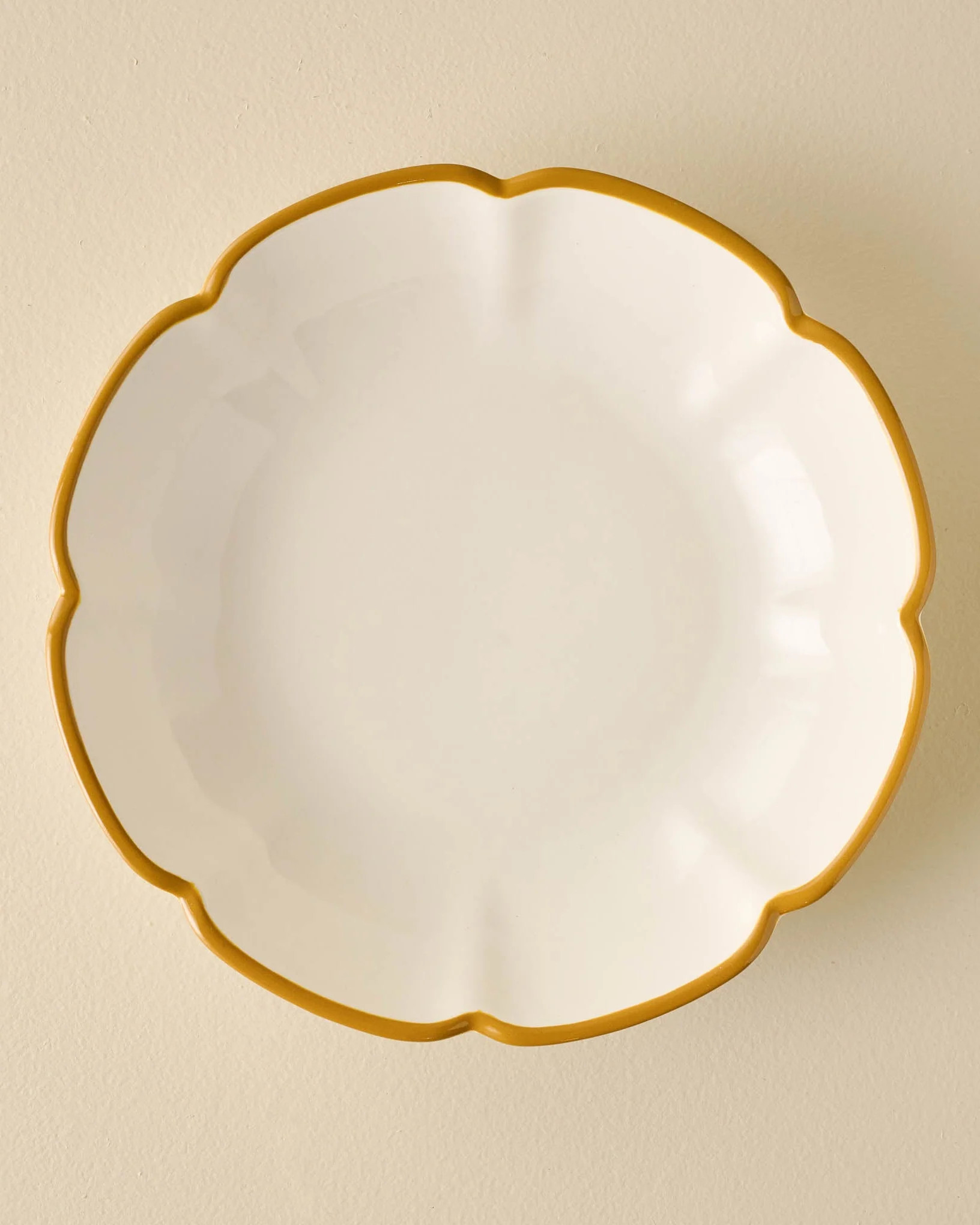 Luna Scalloped Pasta Bowl | Magnolia