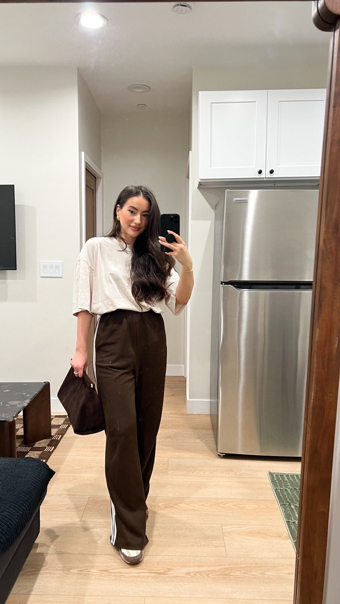 movie #ootd 🍿🎥

*wearing size S pants & XL t-shirt for a boxy fit!

#LTKStyleTip #LTKFindsUnder50 #LTKU