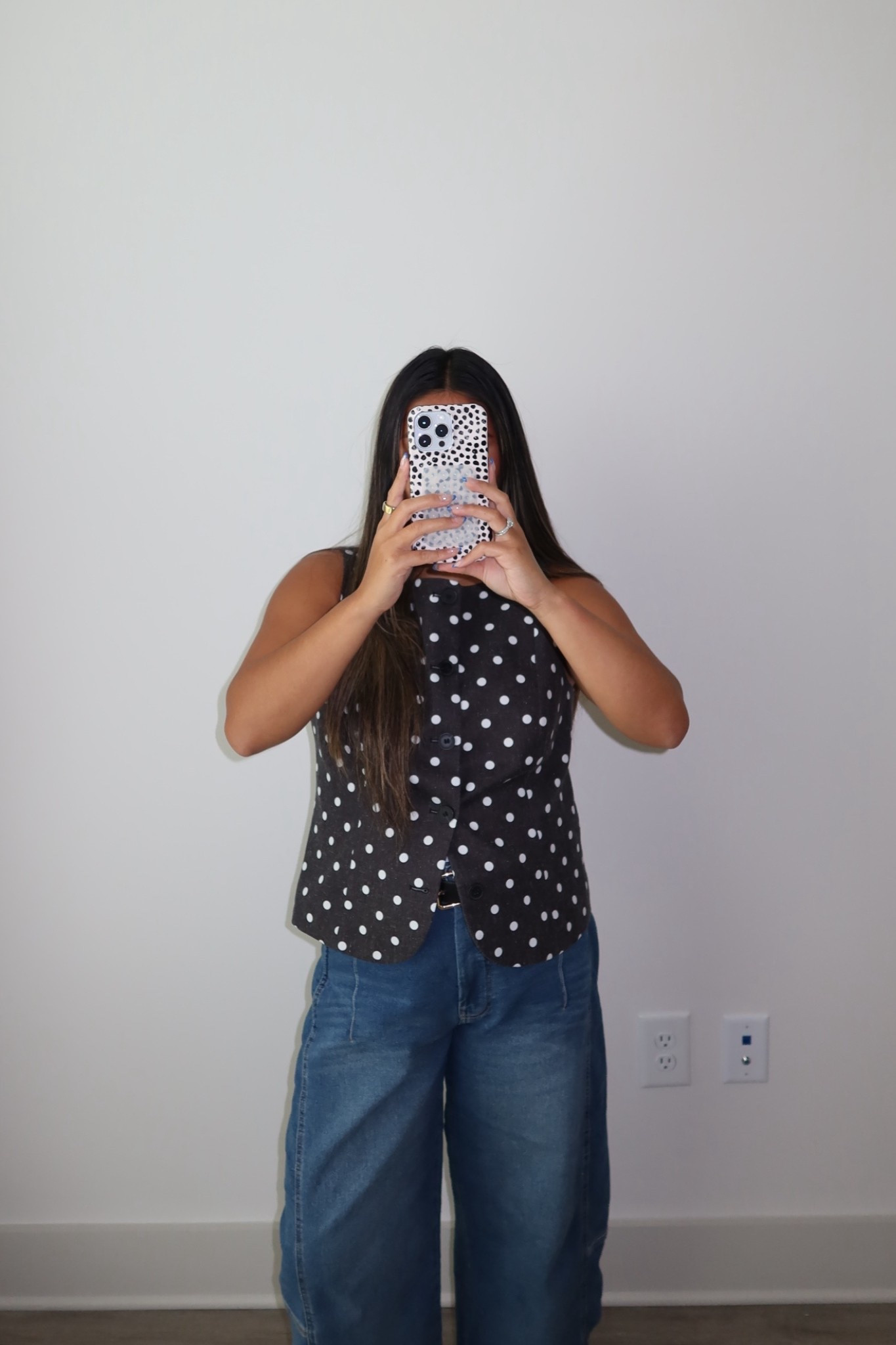 this vest is so cute and affordable 

#LTKFindsUnder50 #LTKStyleTip #LTKWorkwear