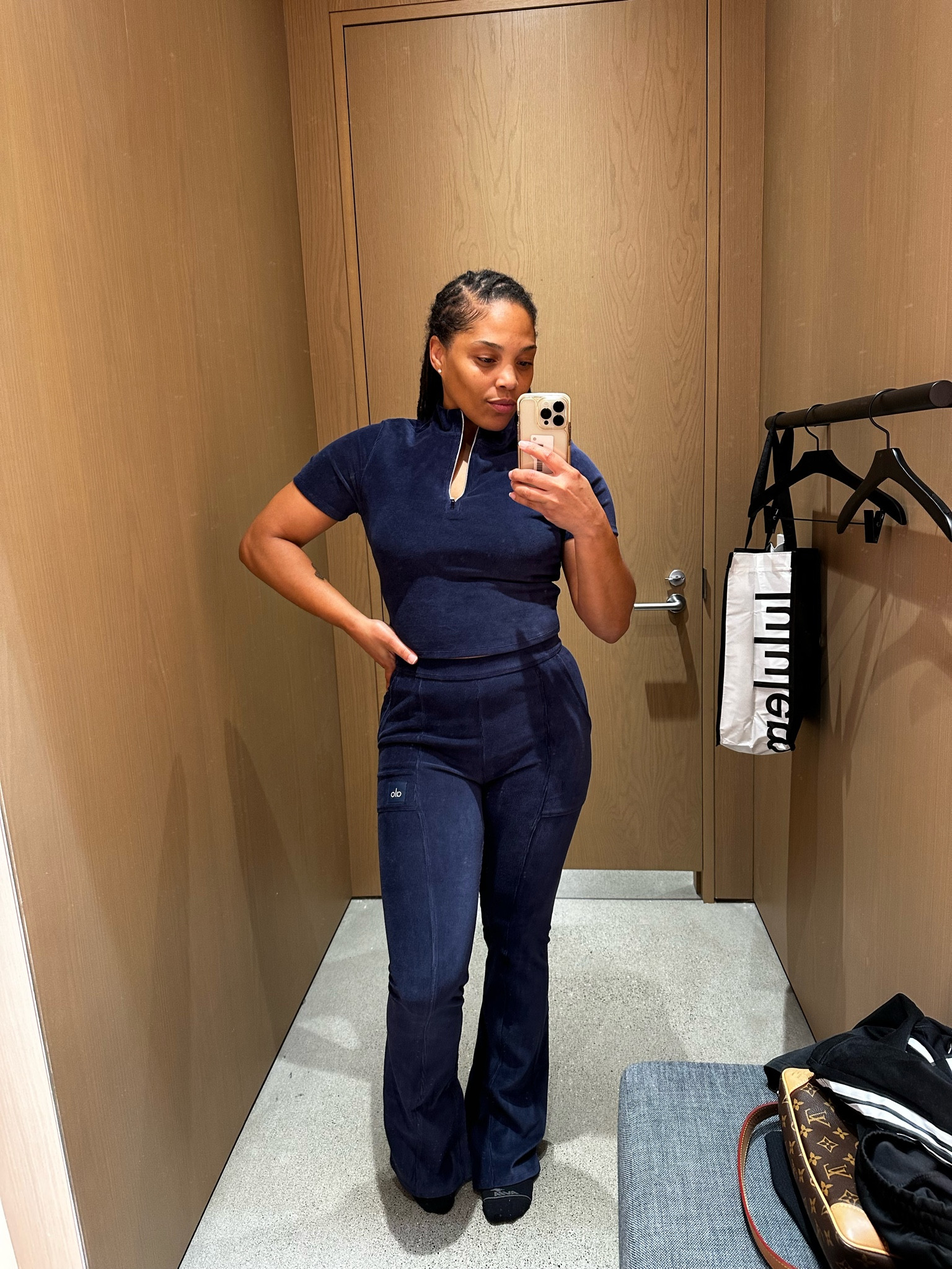 This set from Alo is *chefs kiss*

#LTKover40 #LTKSeasonal #LTKstyletip