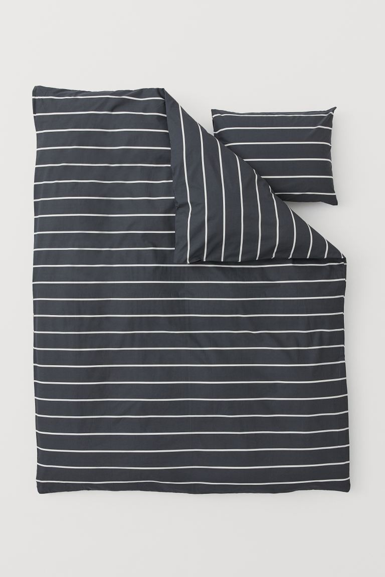 Single | H&M (US + CA)