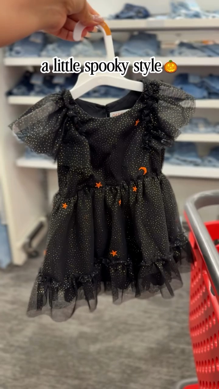 A little spooky style coming your way🖤

#target #newattarget #targetfinds #halloweenstyle #spookystyle
