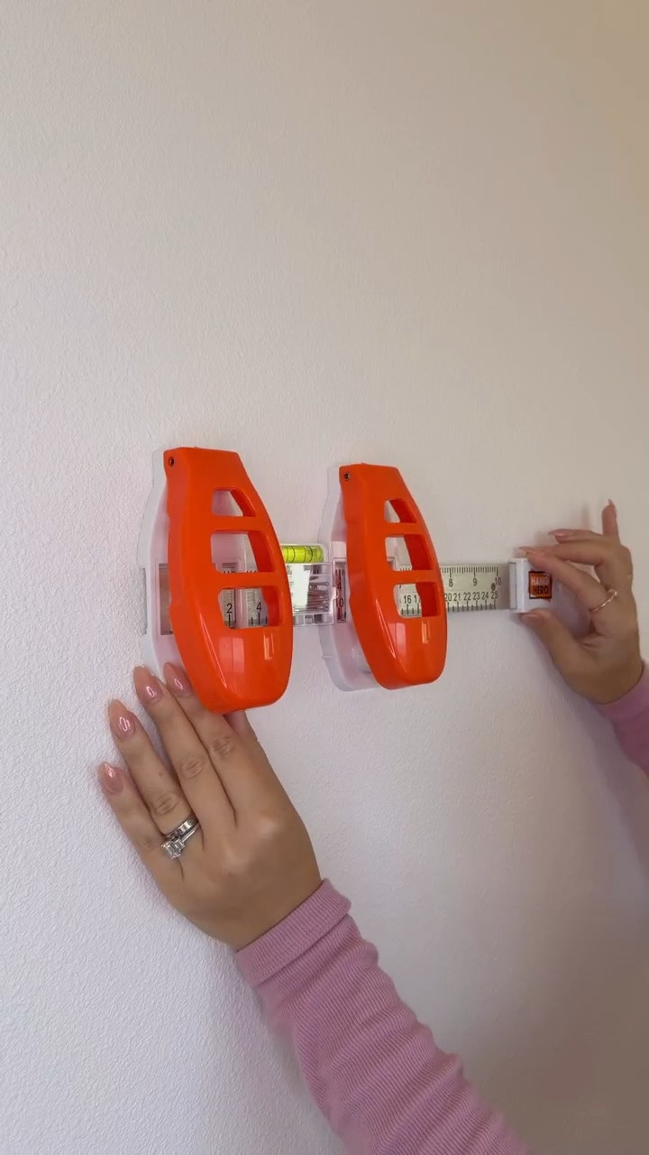 Amazon Picture Hanging Solution! This all in one picture hanging system has a leveler and magnetic nail compartment and makes it easy to hang pictures in second 🙌🌅🧡

#homehacks #picturehanging #picturehangingsystem

#LTKHome