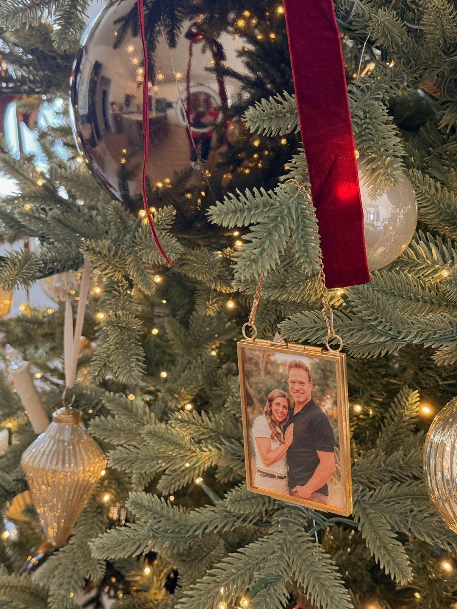Turning memories into the sweetest Christmas keepsakes. I used my Liene photo printer to print mini photos and slipped them into these glass frame ornaments for the quickest, cutest holiday craft.
It’s such an easy way to personalize your tree with family moments, kid photos, pet pictures, or vacation memories.
Fast, high-quality prints, a simple DIY with big impact, and the perfect touch for meaningful gifting or decorating. A quick craft that looks so magical on the branches.

#LTKGiftGuide #LTKHoliday #LTKstorytime