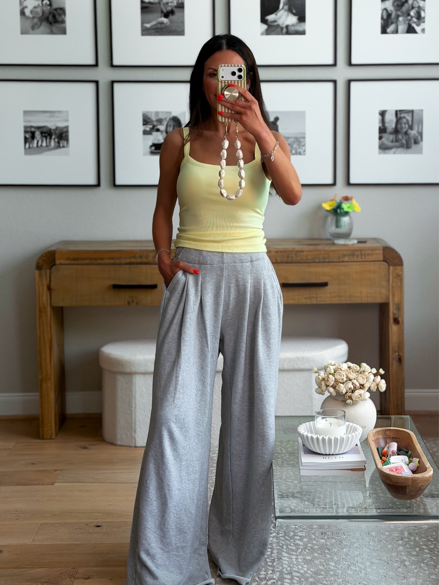 Today’s outfit 
Built in bra tank - xs
Pleated sweats - xs

#LTKootd