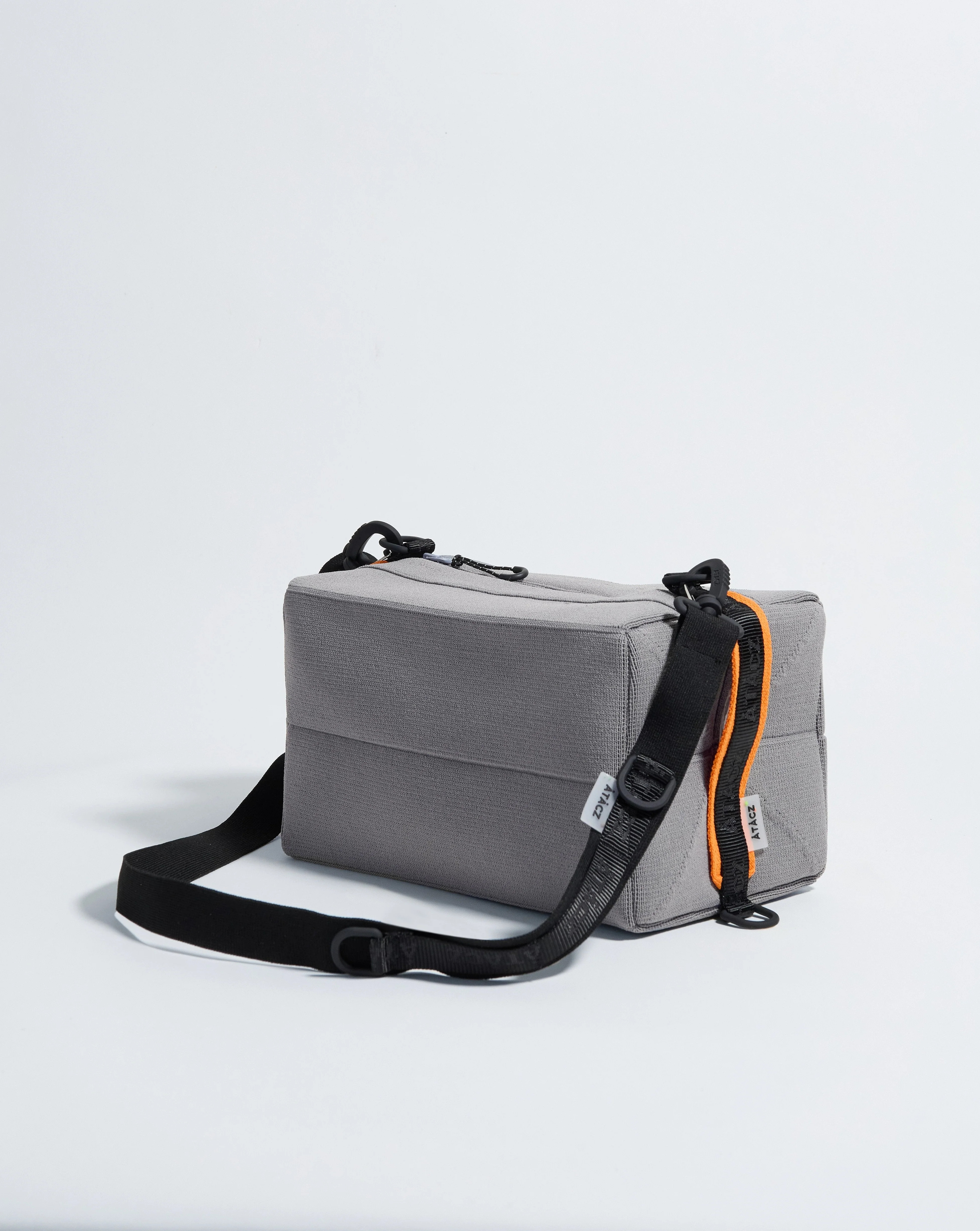 CUBE | Sustainable, Foldable Design for Versatile Travel | Atacz (US)