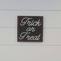 Trick Or Treat Sign, Halloween Sign, Farmhouse Halloween Sign, Fall Decor, Farmhouse Decor | Etsy (US)