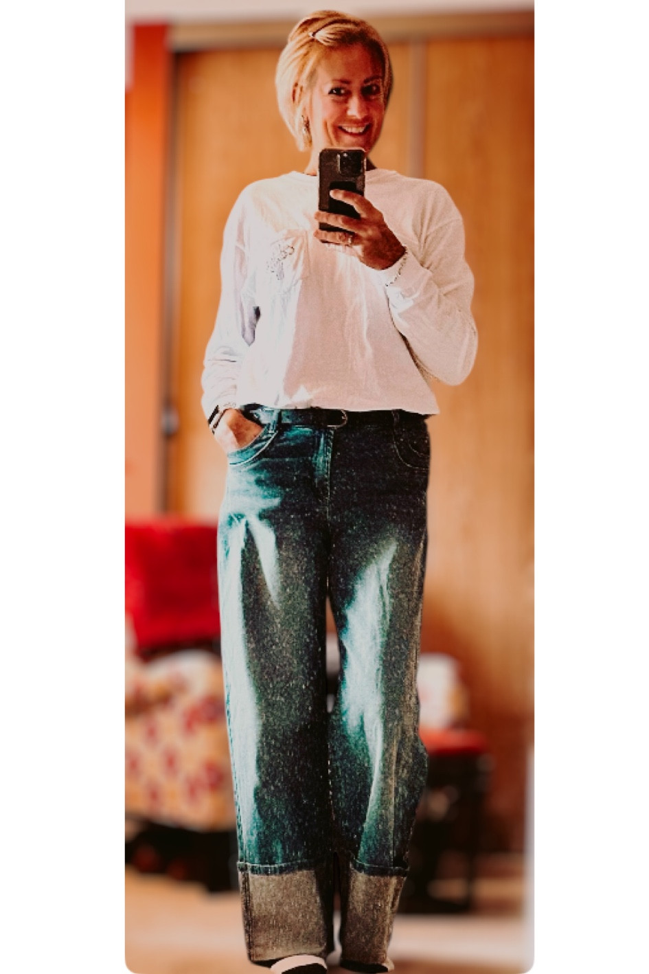 It’s a dreary rainy Monday .  
Is rain better than snow ?  Not so sure 🤨

Are you a fan of wide leg jeans ? 
How bout large cuffed hem ? 
 These are so comfortable and with the right footwear look super cute .  

I think you either love them or hate them . 

What’s your thoughts 

Jeans @macys (Madden girl)

#widelegjeans
#cuffedjeans
#casual
#denim
#maddengirl
#winterwear
#denimlove
#fashionablesixties
#loosefitting

#LTKover50style #LTKwinter