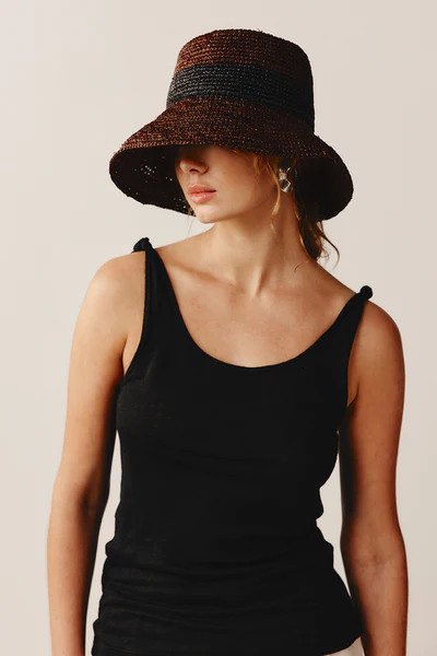 KUIA HAT - CHOCOLATE / BLACK | Marle 
