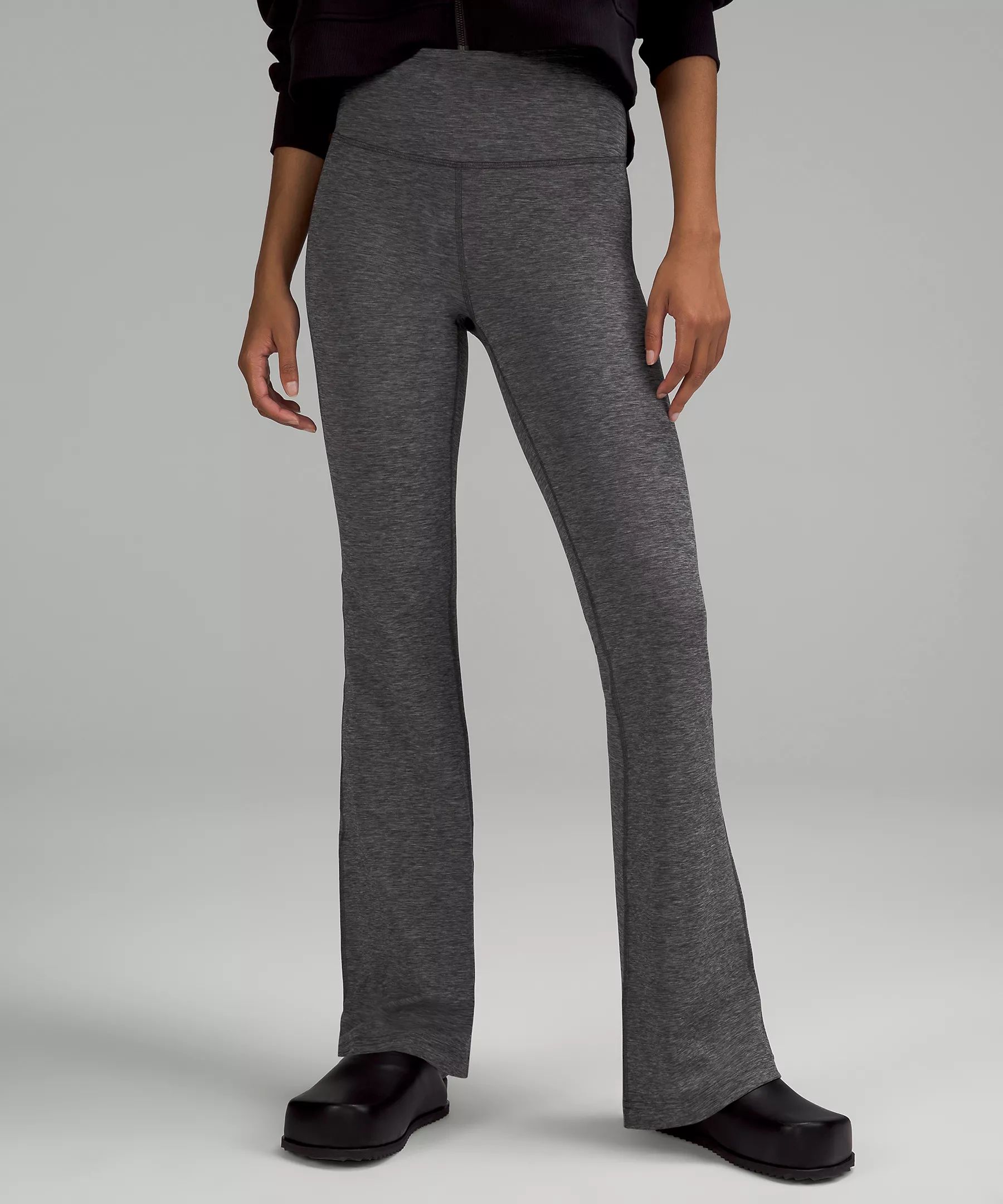 Groove Super-High-Rise Flared Pant Nulu Online Only | Women's Leggings/Tights | lululemon | Lululemon (US)