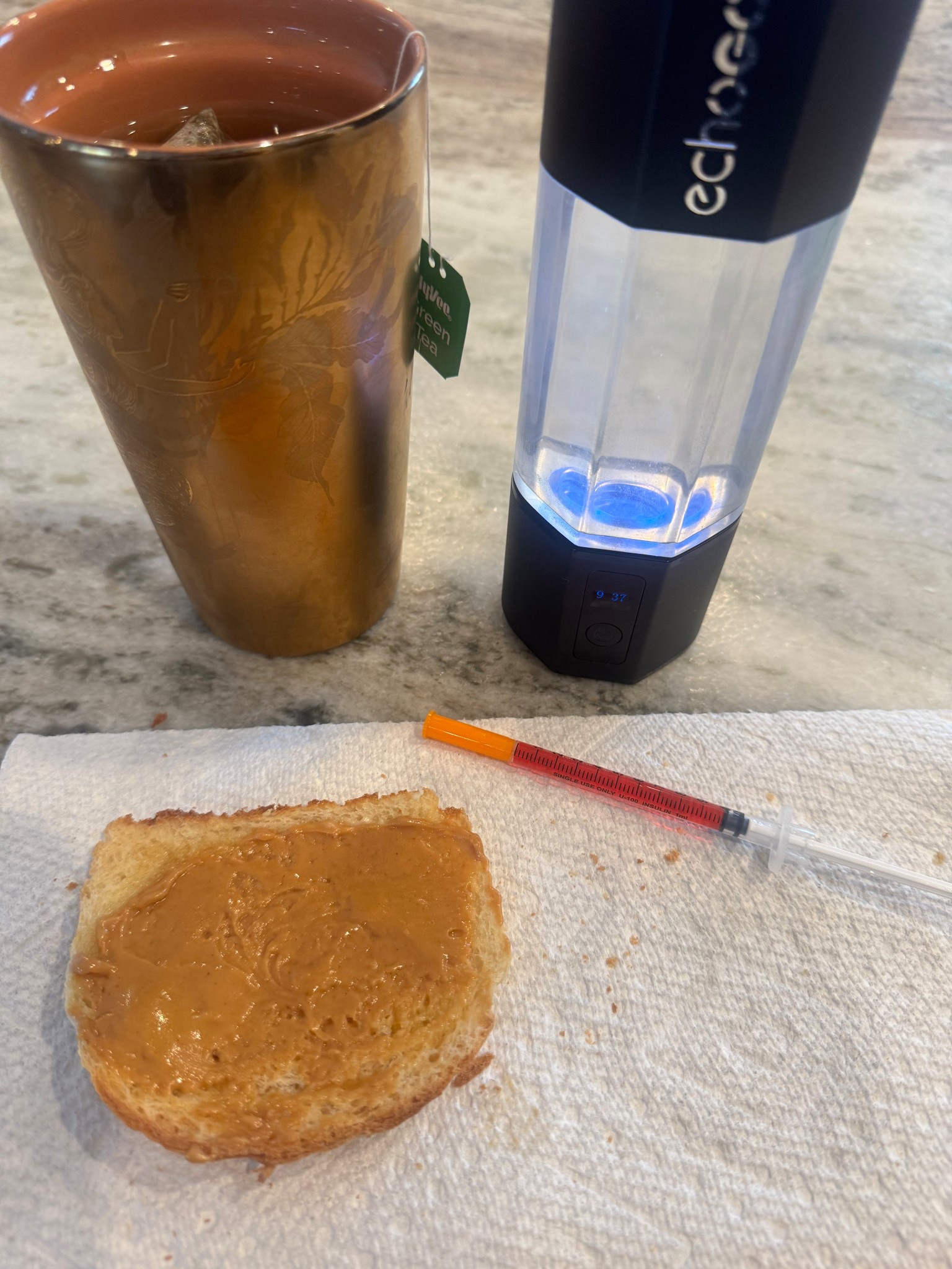 Hydrogen water, mint tea, b12 shot & honey, peanut butter, English muffin toast 

#LTKmomlife #LTKmorningroutine #LTKdayinmylife