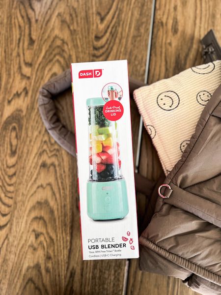 25% off this portable blender by Dash! More mini appliances at Target!

Target finds, kitchen finds, travel 

#LTKhome #LTKunder50 #LTKFind