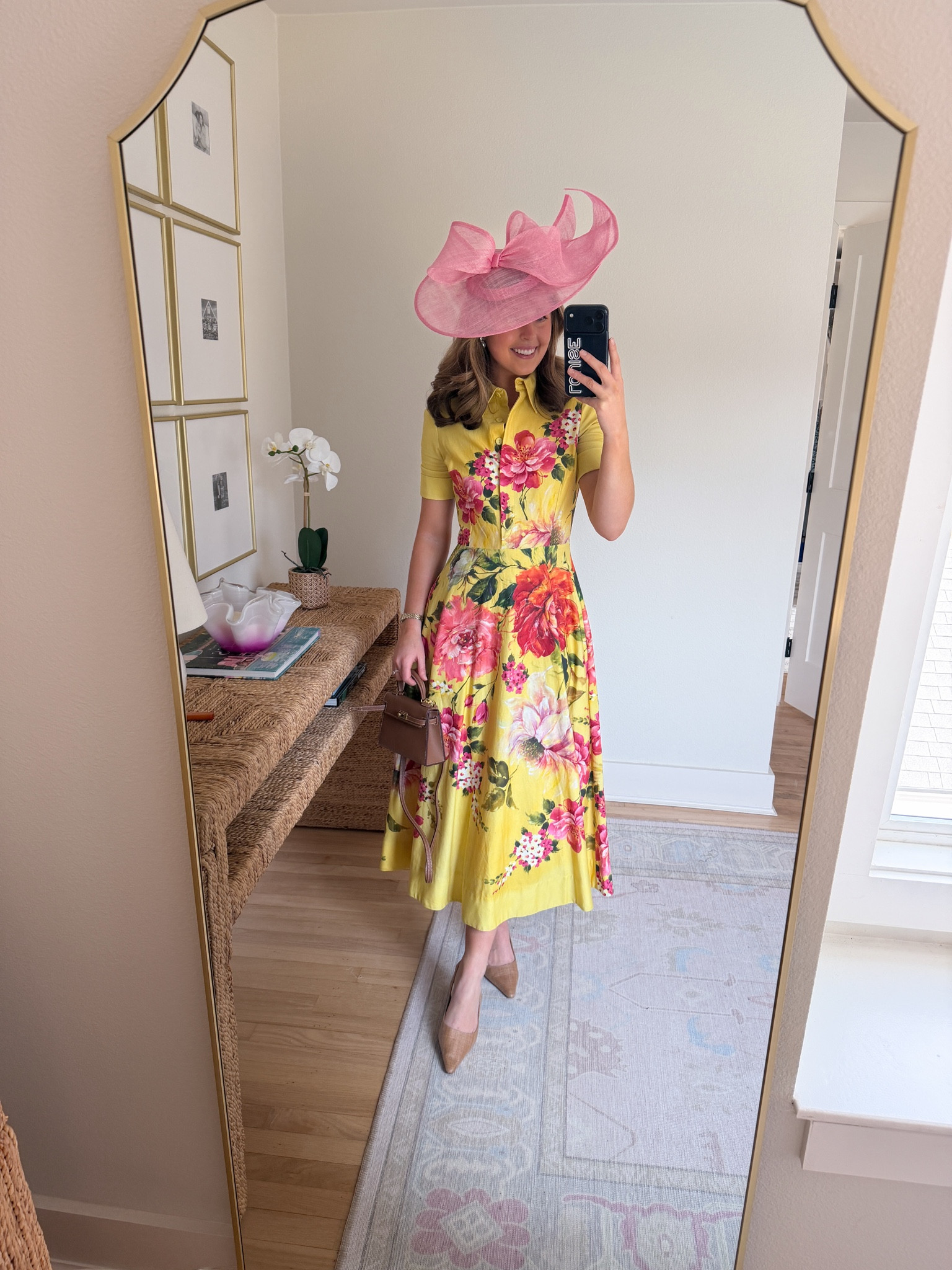 Kentucky derby outfit idea! Wearing a 2 in dress 