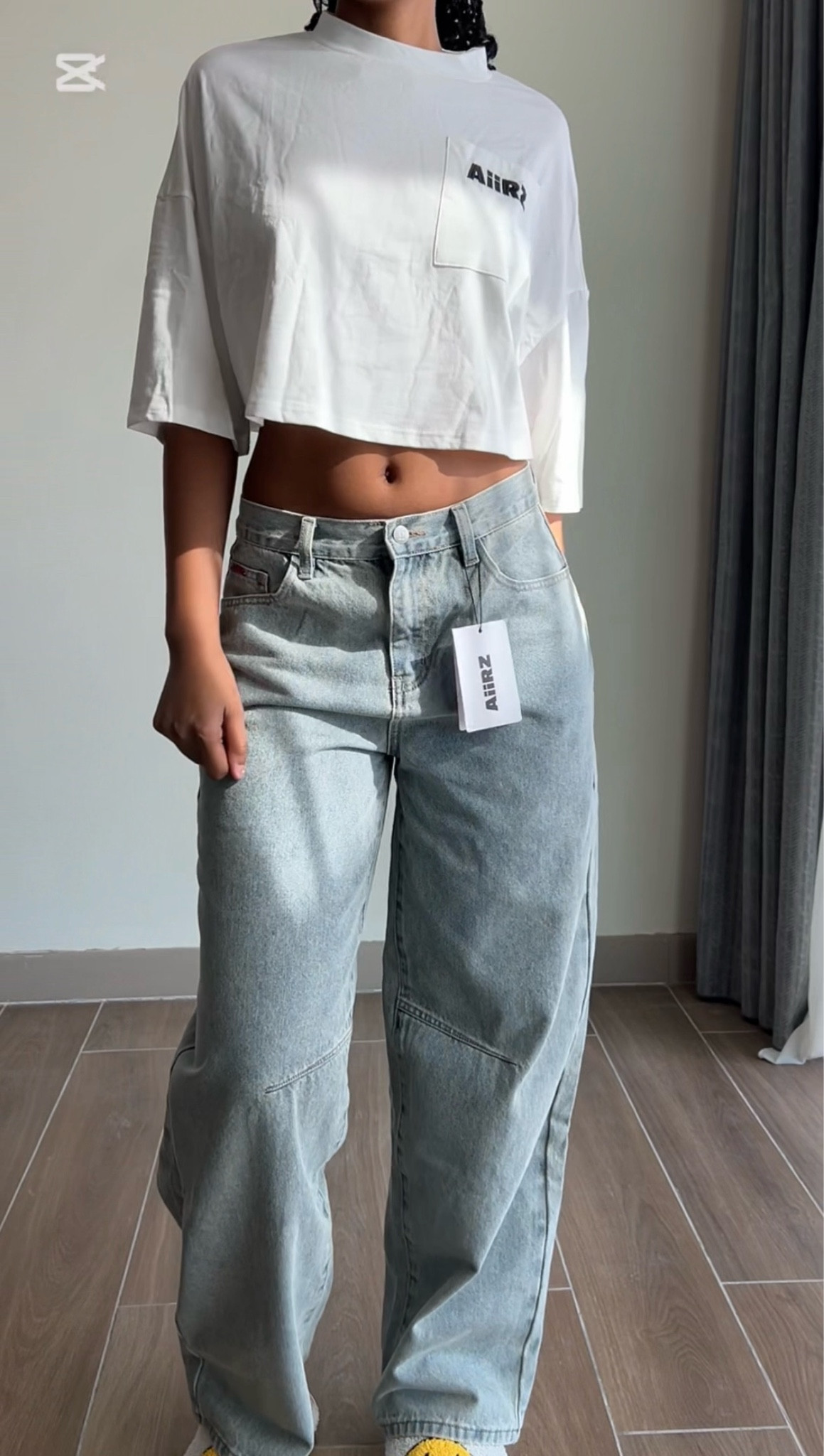 AiiRZ cropped shirt (S) & baggy jeans (28)