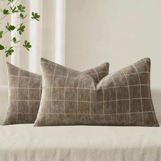 MIULEE Decorative Chenille Check Lumbar Throw Pillow Covers Vintage Plaid Couch Pillows 12x20 Inc... | Amazon (US)