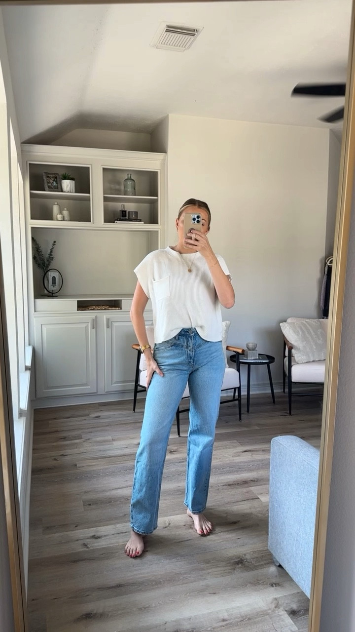 Abercrombie 90s relaxed curve love in size 27R

#LTKFind #LTKSeasonal #LTKSale