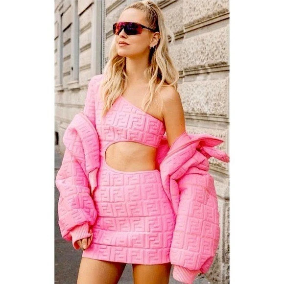 NWT Fendi x Nicki Minaj capsule collection pink dress 40 4  | eBay | eBay US