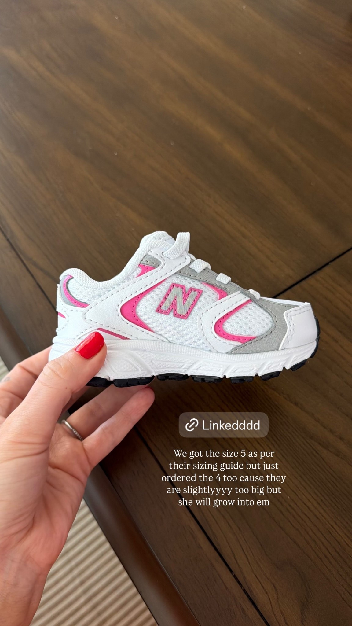 We got the size 5 as per their sizing guide but just ordered the 4 too cause they are slightlyyyy too big but she will grow into em