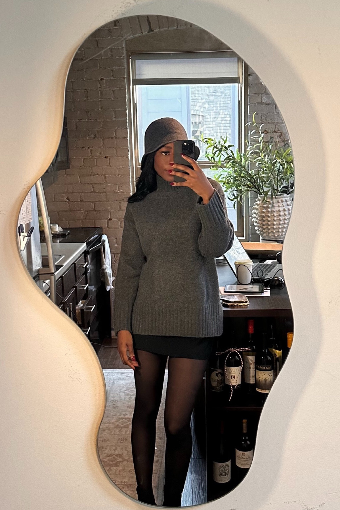 xs sweater
xs skirt
S/M tights
Hat from Zara 3739/258