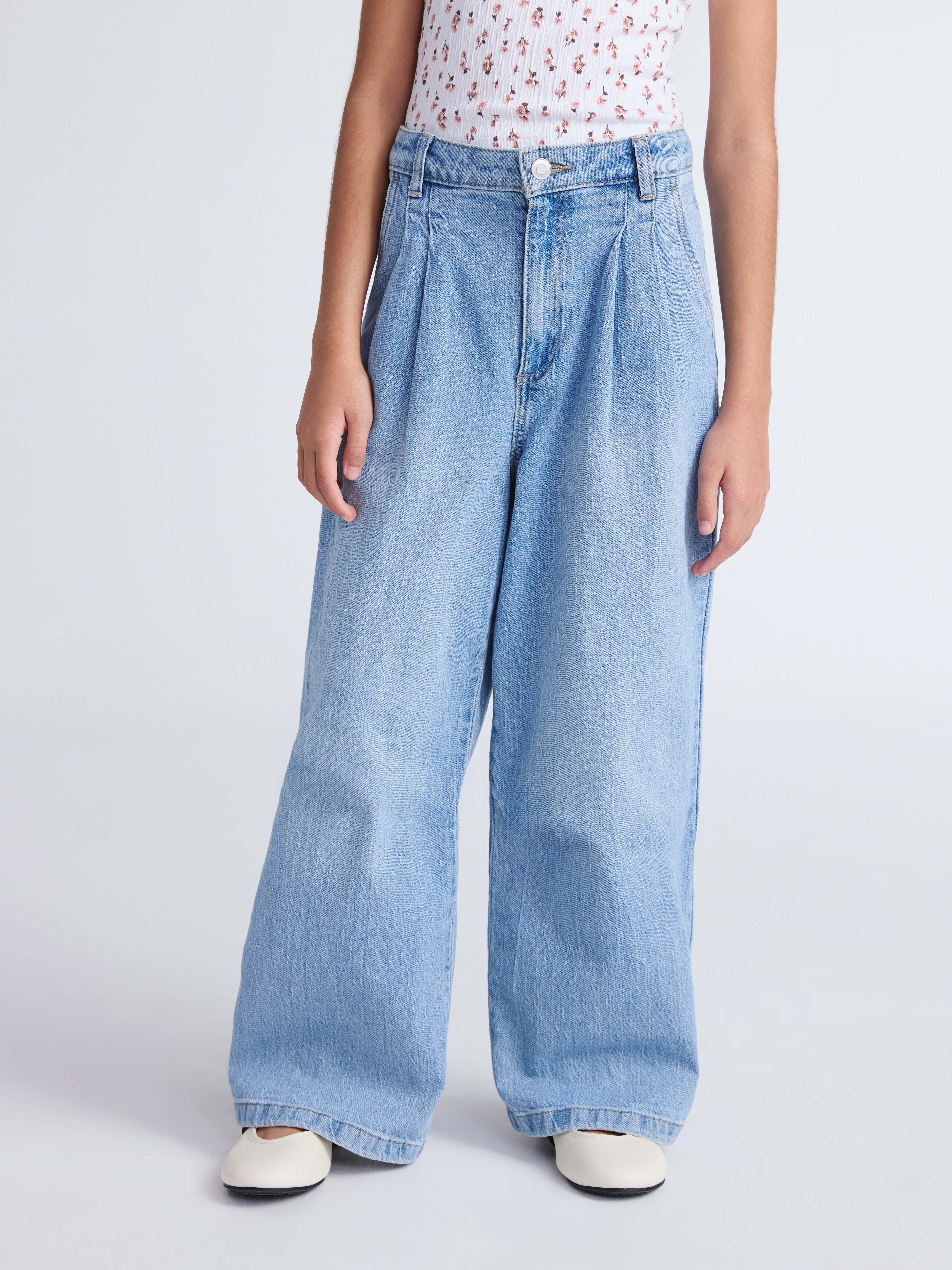 Weekend Academy Girls Wide Leg Pleated Denim Jeans, Sizes 5-18 - Walmart.com | Walmart (US)