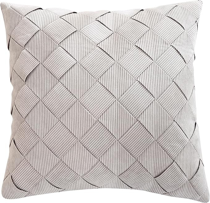 Tosleo Farmhouse Throw Pillow Cover 18x18 inch Hand Knitting Style Pillowcase Vintage Decorative ... | Amazon (US)