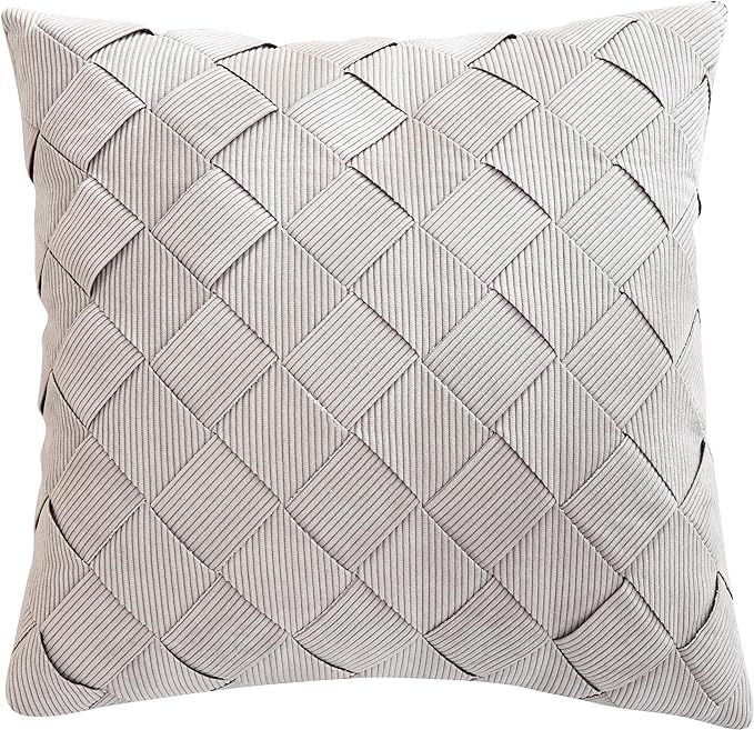 Tosleo Farmhouse Throw Pillow Cover 18x18 inch Hand Knitting Style Pillowcase Vintage Decorative ... | Amazon (US)