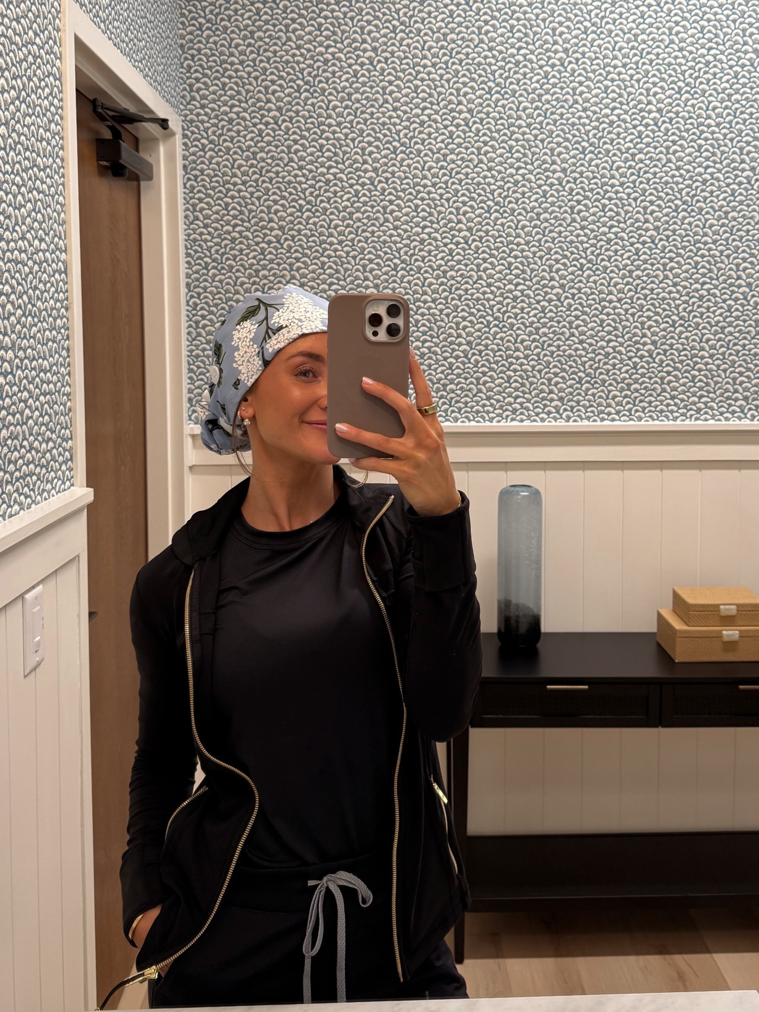 Etsy scrub cap 
Lululemon jacket
Fabletics scrub pants

#LTKootd