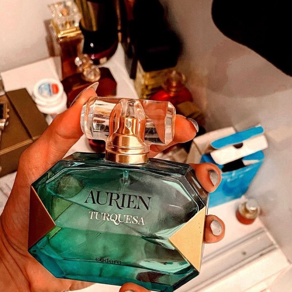 Coisa de mulher com bom gosto, coisas boas, não tem em toda a esquina 🤍

Aurien Turquesa de Eudora é um perfume Âmbar Amadeirado Feminino. Aurien Turquesa foi lançado em 2017. As notas de topo são Pimenta Rosa, Canela, Mandarina, Cardamomo, Manga e Tamarindo as notas de coração são Immortelle, Violeta, Gardênia, Rosa, Jasmim e Vitória Régia as notas de fundo são Âmbar, Cedro, Patchouli ou Oriza, Absinto, Almíscar e Coco.

#LTKsalealert #LTKbeauty #LTKbrasil